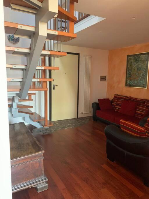 Appartamento Andrew'S House Con Parcheggio Privato أنسولا ديليميليا المظهر الخارجي الصورة