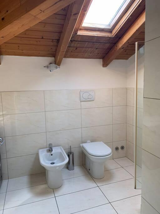 Appartamento Andrew'S House Con Parcheggio Privato أنسولا ديليميليا المظهر الخارجي الصورة